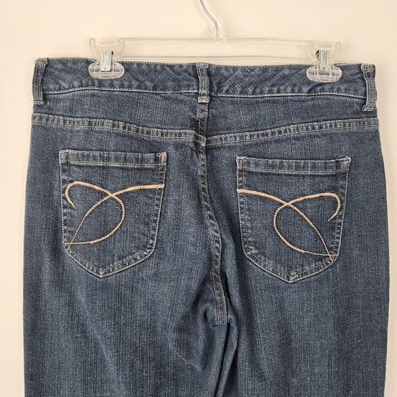 Chico's Platinum Dark Wash High Rise Bootcut Jeans Size 2 (US 12) Casual Denim - Picture 5 of 12